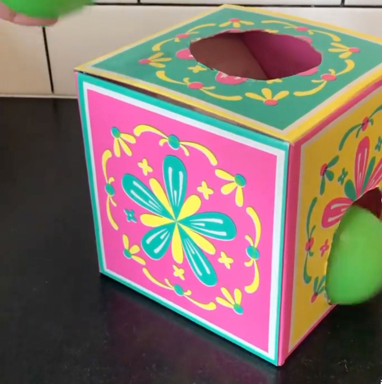 Magic Ball Box