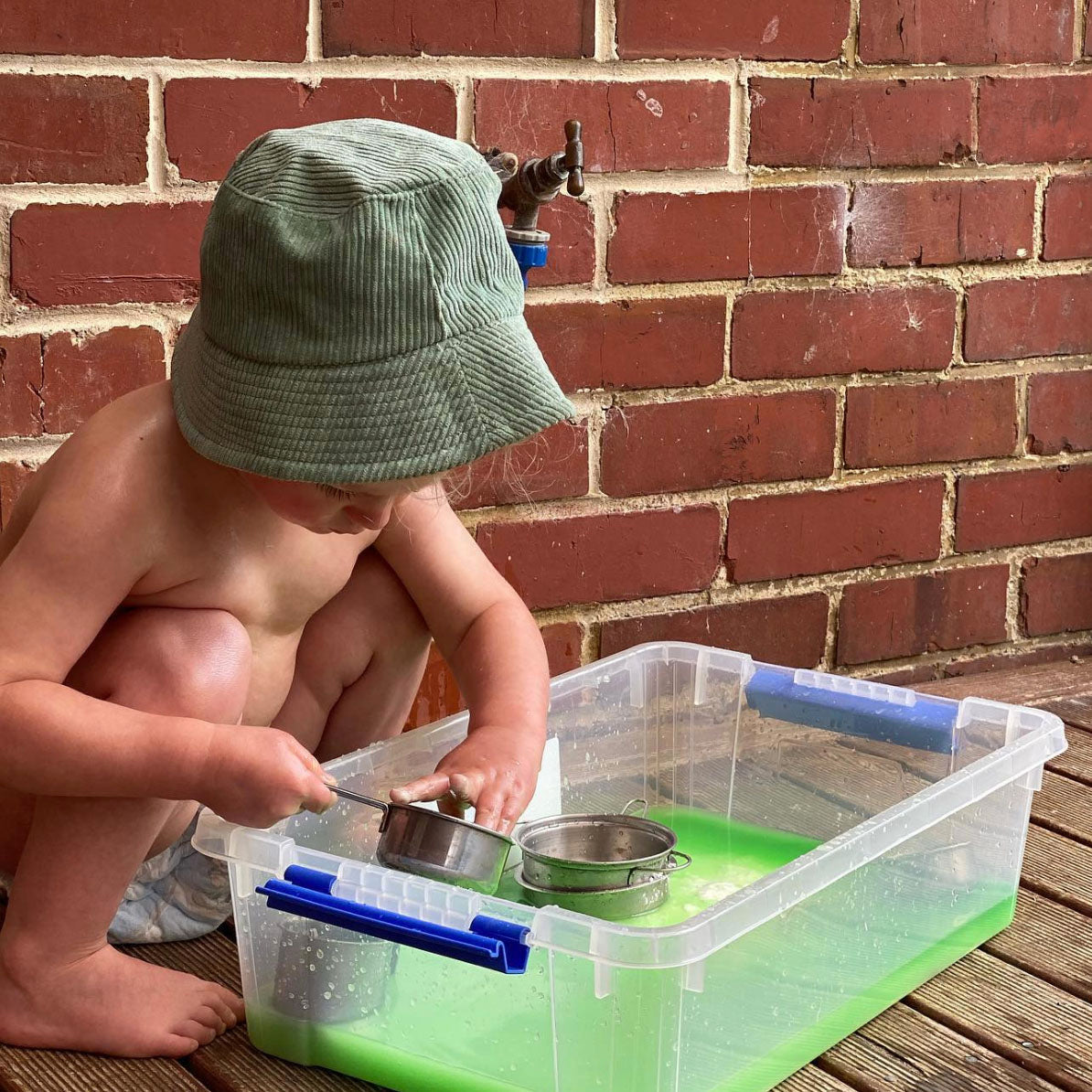 Minimal Effort Messy Play