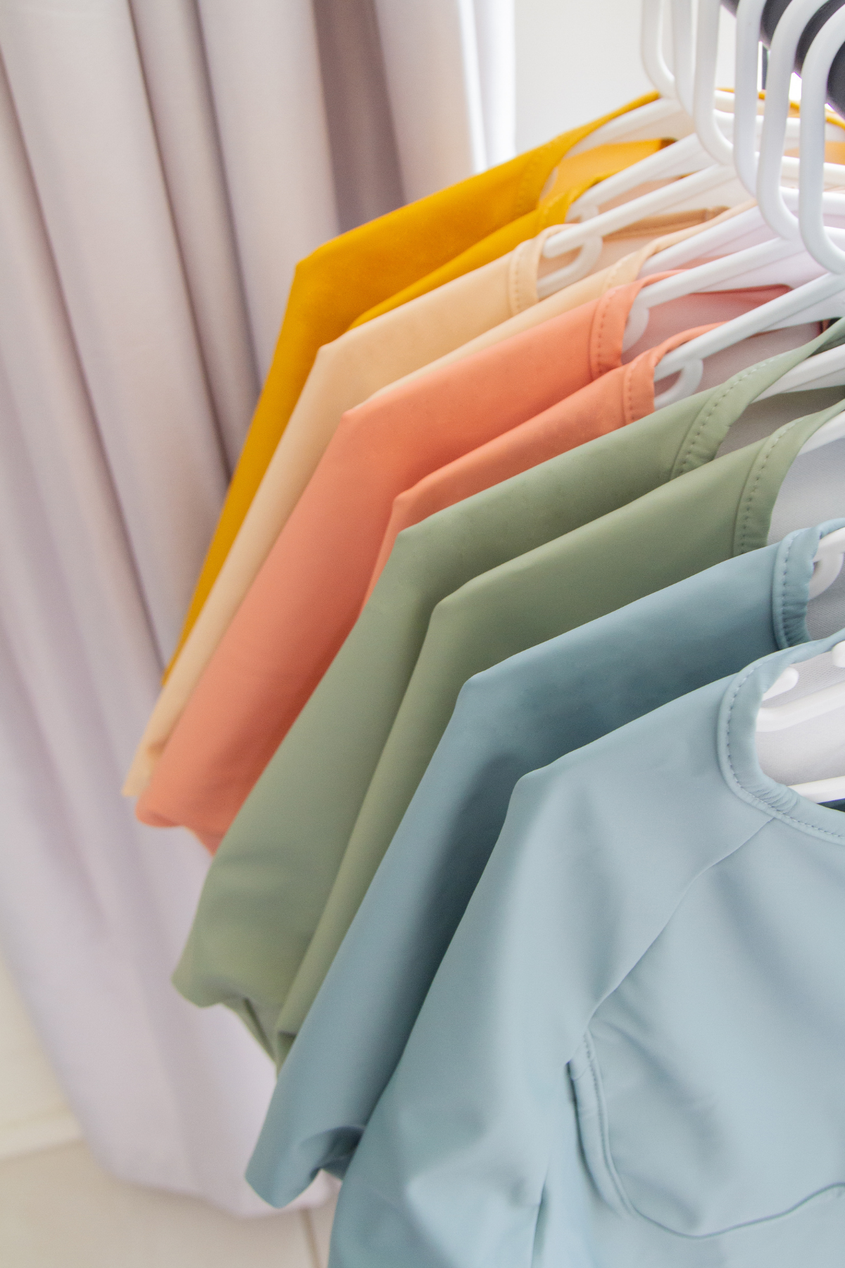 Sleeved Bib - Sage