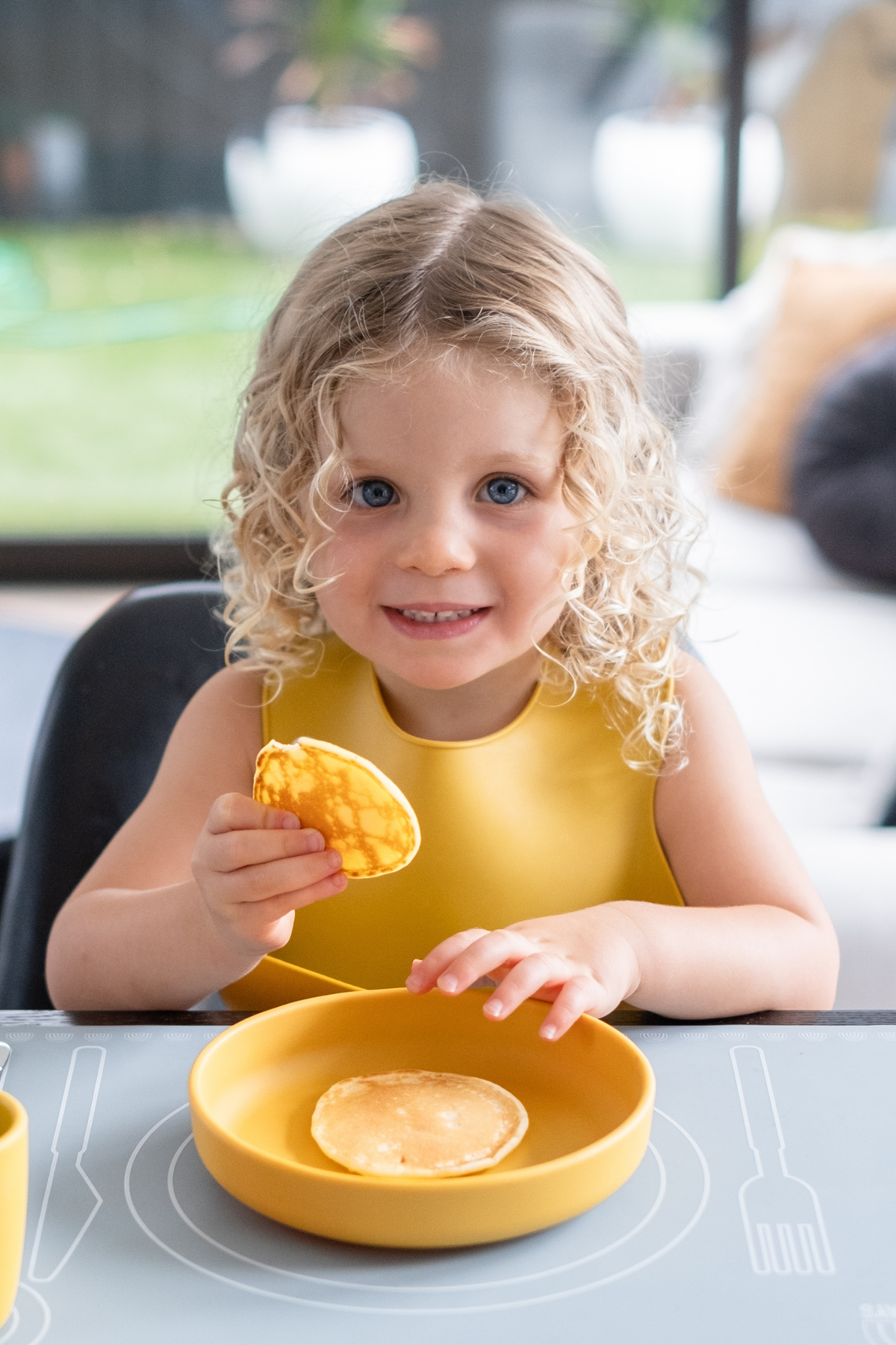 The Less-Mess Bib